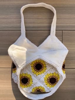 Crochet handbag